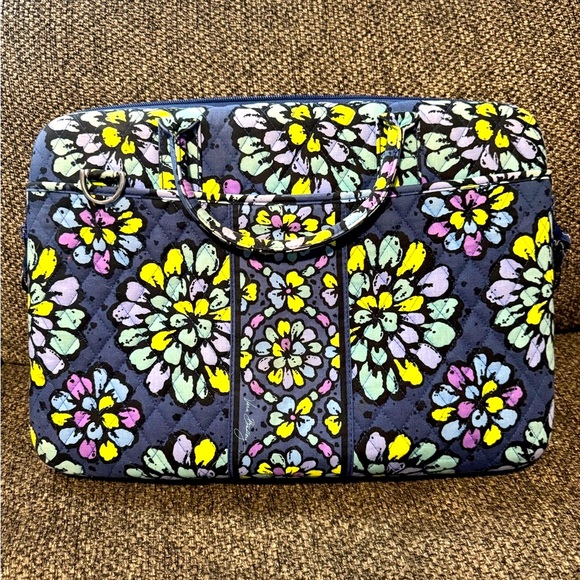 Vera Bradley Handbags - EUC | Vera Bradley | Indigo Pop Laptop Bag
